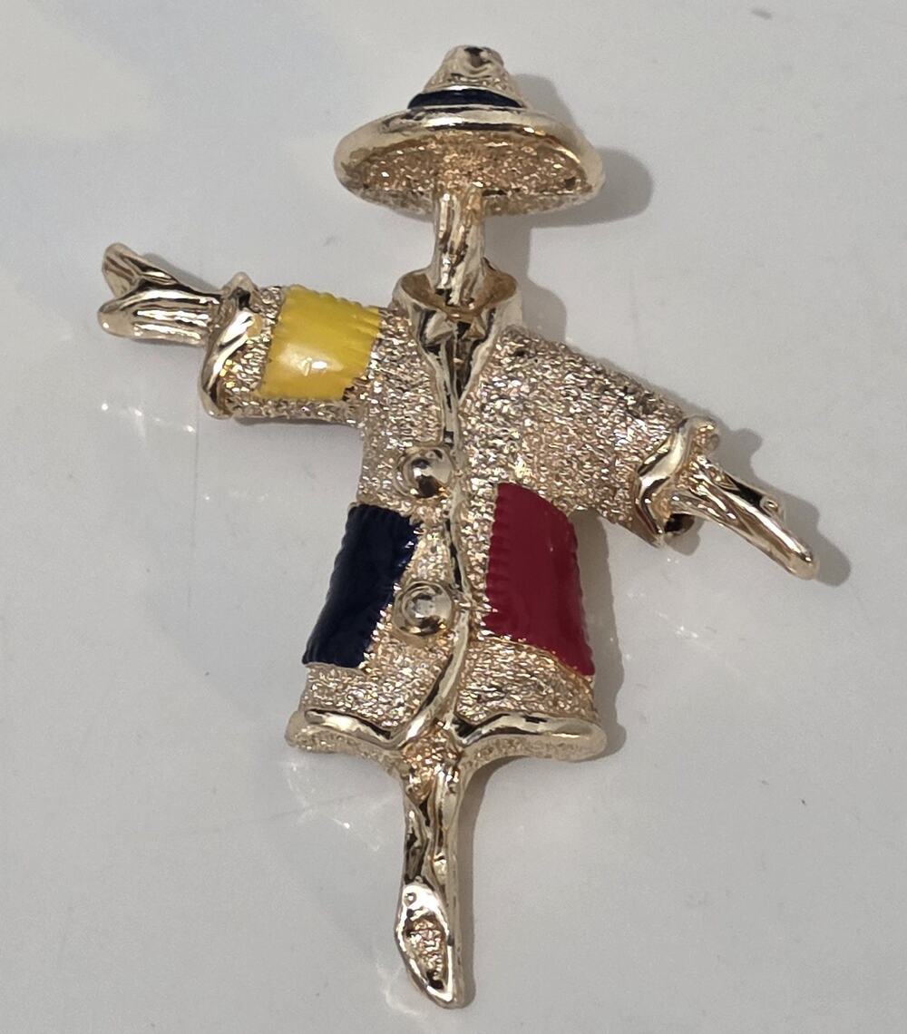 Vintage Sarah Coventry Goldtone Enamel Scarecrow Brooch 2"
